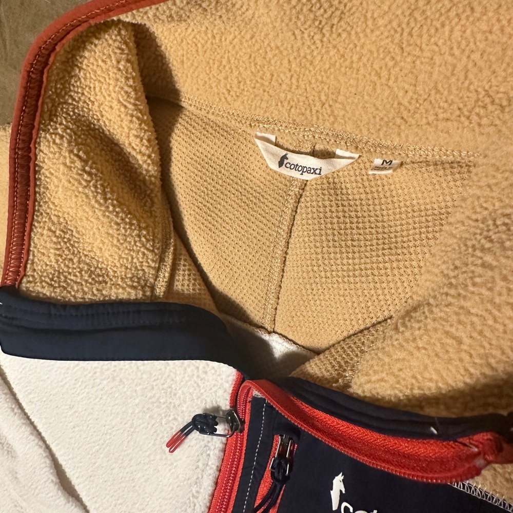 Cotopaxi pullover size M
